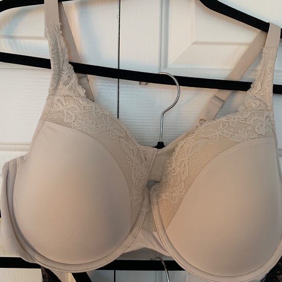 LOT OF 4   OLGA CLOUD 9 UNDERWIRE BRAS WITH LIFT GF7961A  40C - Picture 6 of 16